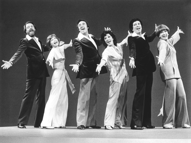 CBS: ON THE AIR, from left: Richard Crenna, Bonnie Franklin, Jim Nabors, Linda Lavin, Bert Convy, Eve Arden, 1978.